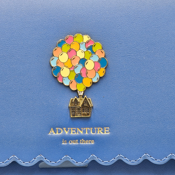 Loungefly Disney Pixar Up Carl & Ellie Clouds Blue Crossbody Bag Purse New - Picture 6 of 6